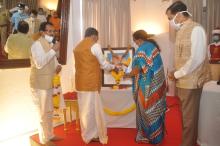 Hon’ble Governor celebrated Gandhi Jayanti at Raj Bhavan, Goa in the presence of Shri Shripad Naik, Hon’ble Union Minister of State for Ports, Shipping & Waterways and Tourism and Prof. H.B. Menon, Vice Chancellor, Goa University