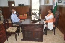 Prof. M.K. Janarthanam, Acting Vice Chancellor, Goa University called on Hon'ble Governor at Raj Bhavan