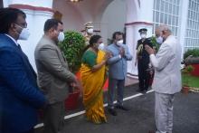 Hon'ble Governor and First Lady Adv. (Smt.) Reetha Sreedhar welcomes the Hon'ble President of India Shri Ram Nath Kovind at Raj Bhavan