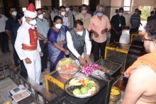 As part of 'Goa Sampurna Yatra', Hon'ble Governor visited Sanguem Taluka on 19.2.2022. Hon'ble Governor along with the First Lady Adv. (Smt.) Reetha Sreedharan offered prayers to Lord Shree Damodar at Zambaulim.