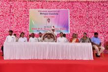 Hon'ble Governor interacted with Sarpanch and Members of Betki-Khandola, Verem-Vaghurme, Volvoi, Querim, Tivrem-Orgaon, Bhoma-Adoln and Veling Priiol in a function organised at Betki-Khandola Panchayat and disbursed financial aid to Dialysis patients