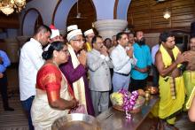 Hon'ble Governor offered prayers to Shree Devaki Krishna temple at Marcel