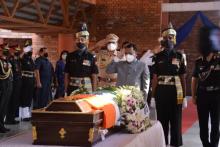 Hon'ble Governor paid tributes to General (Retd.) Sunith Rodrigues, PVSM, VSM, Former Governor of Punjab at St. Inez Crematorium.