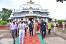 As part of 'Goa Sampurna Yatra', Hon'ble Governor visited Salcete taluka. Hon'ble Governor alongwith First Lady Adv. Reetha Sreedharan visited Shree Mahalsa Naryani temple, Verna and offered prayers.