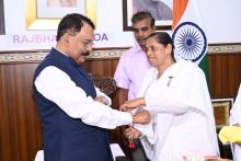 Delegation of Brahma Kumaris tied Rakhi to Hon'ble Governor at Raj Bhavan