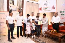 Hon'ble Governor felicitated survivors of major diseases at Raj Bhavan on the occasion of Azadi ka Amrit Mahotsav celebrattions. The programme was organised in collaboration with Manipal Hospital.