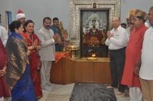 Hon'ble Governor visisted Shree Vithal Mandir, Sanquelim and offered prayers. Shri Pratapsingh Rane, Former MLA and Dr.Deviya Rane, Hon'ble MLA were present on the occasion.