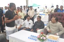 Hon'ble Governor visite Hawai Beach/Wadi Beach and interacted with fisher folks. Shri Venzy Viegas, Hon'ble MLA was present on the occasion.