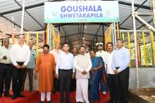 On the occasion of 72nd Birthday of Hon'ble Prime Minister, Shri Narendra Modi, Hon'ble Governor presided over the programme of inauguration of  “Gaushala” indigenous cows of Goa at Raj Bhavan at the hands of Hon'ble Chief Minister Dr.Pramod Sawant 