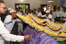 Hon'ble Governor visited Babulshaha Pir Aulia Dargah & offered Prayers at Cacora