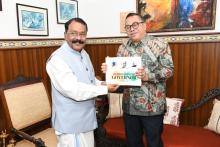 MR. AGUS P SAPTONO, CONSUL GENERAL OF INDONESIA WAS CALLED ON HON'BLE GOVERNOR AT RAJ BHAVAN