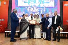 Hon'ble Governor in the presence of Hon'ble Minister of Art&Culture Shri Govind Gaude, Lyricist Shri Gulzar, President of Jnanpith Trustee Justice Shri Vijender Jain presented 57th Jnanpith Award to Eminent Konkani Writer Shri.Damodar Mauzo