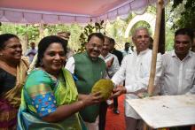 Raj Bhavan Goa organised Jackfruit Festival at New Durbar Hall graced by the presence of three Governors, Hon’ble Governor of Telangana Dr. Tamilisai Soundararajan, Hon’ble Governor of Bihar Shri Rajendra Arlekar and Hon’ble Governor of Goa.