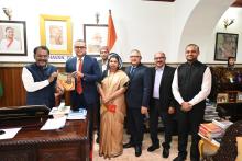 Mr. Shrinivas Dempo - President , GCCI  and others called on Hon'ble Governor at Raj Bhavan