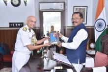 ADG KR Suresh, PTM,TM, Coast Guard Commander (West), DIG Arunabhose called on Hon'ble Governor at RaJ Bhavan