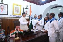 Delegation from Shri Sathya Sai Seva Organisation, Goa, Anil Pedenkar, Guirish Halgekar, Dr. Sunil Chimbolkar, Narayan Rao, Siddhesh Prabhudessai, Jayesh Naik, Mahesh Pawaskar, Pradeep Chodankar called on Hon’ble Governor at Raj Bhavan