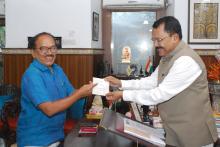 Shri. Laxmikant Parsekar, Former Chief Minister of Goa, called on Hon'ble Governor at Raj Bhavan