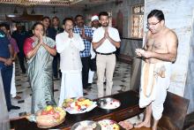 Hon’ble Governor Alongwith First Lady Adv.(Smt.) Reetha Sreedharan visited Mahalaxmi Temple, Panaji. 