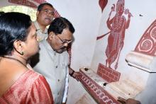 Hon’ble Governor visited Lamgao to see the Kaavi Art, Shree Sharvani Temple Darshan and felicitation by Devasthan Committee, Shree Hanuman Temple, Heritage house of  Shri Anand Dessai to see Kaavi art and interaction with Media and Prominent persons.  