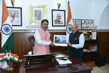 Mr. Rathish Nair, Hon. Counsel of Russian Embassy, Kerala, Director of Russian House, Trivandrum Called On Hon'ble Governor At Raj Bhavan.