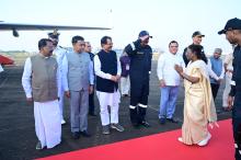 Hon'ble Governor received Hon’ble President of India Smt. Droupadi Murmu at INS Hansa, Vasco.