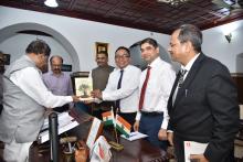Delegation from Kerala Legislative Assembly Called On Hon'ble Governor At Raj Bhavan.