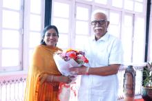 Smt. Vangalapudi Anitha, Hon???ble Home Minister, Andhra Pradesh, called on Hon'ble Governor at Raj Bhavan. 